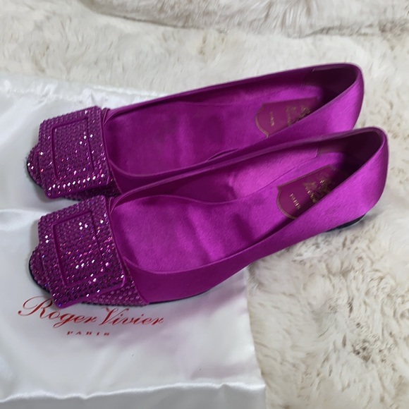 Roger Vivier Strass Crystal Satin Flats - Picture 4 of 4